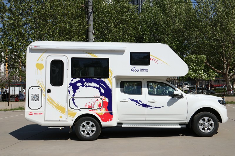 這個(gè)房車優(yōu)惠只有兩臺(tái)，力度還挺大