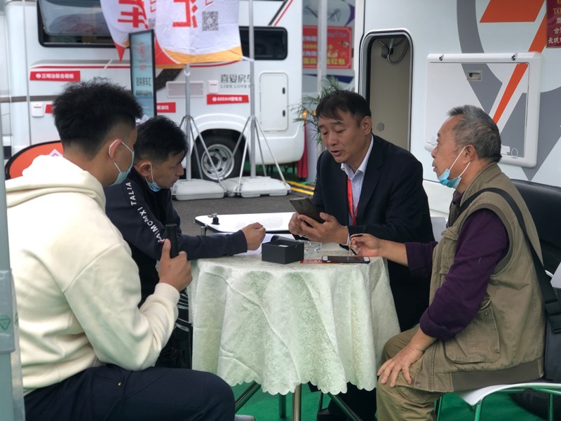 性能滿格，自由炮憑實力圈粉