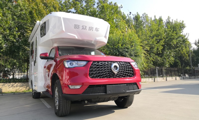 開(kāi)上房車(chē)之后，才知道選四驅(qū)房車(chē)的重要性