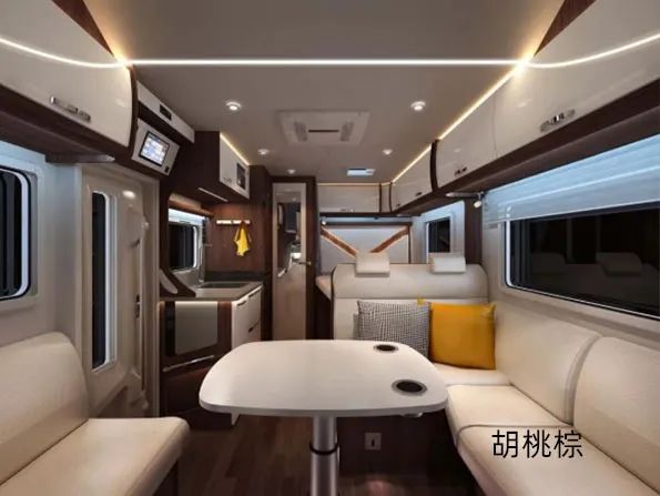 這可能是2022年設(shè)計最合理的房車了！